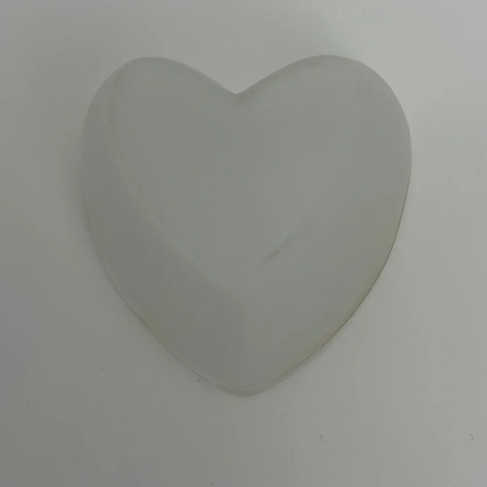 Vintage Frosted Glass Heart Trinket‎ Box Hand Blown Lampwork Floral Lid White